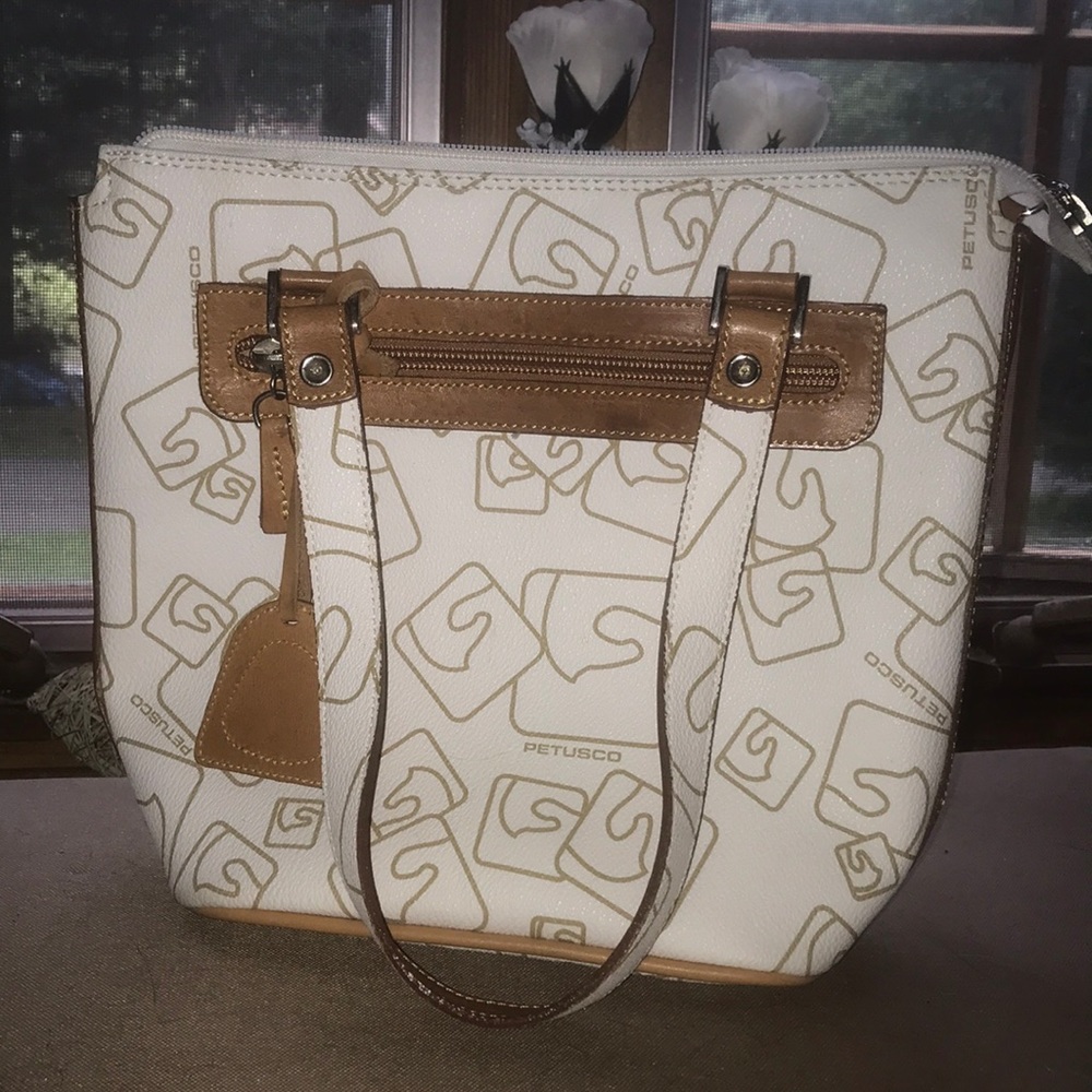 Leather handbag